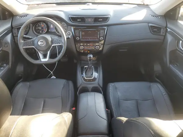 5N1AT2MV9JC715061 2018 NISSAN ROGUE - Image 8