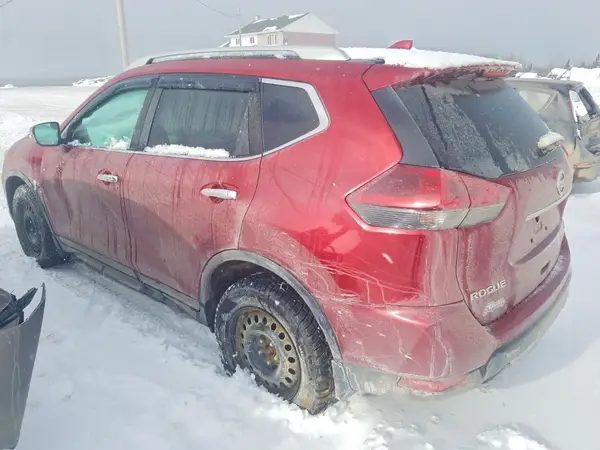 5N1AT2MV9JC719420 2018 NISSAN ROGUE - Image 2