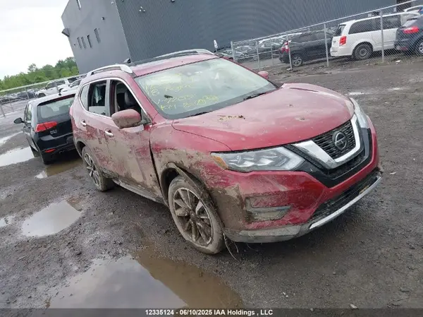 5N1AT2MV9JC720311 2018 NISSAN ROGUE - Image 1