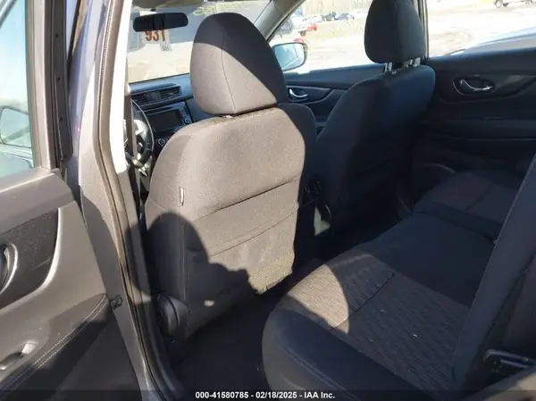 5N1AT2MV9JC726755 2018 NISSAN ROGUE - Image 8