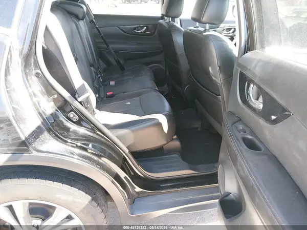 5N1AT2MV9JC728375 2018 NISSAN ROGUE - Image 8