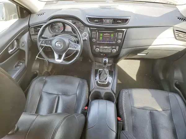 5N1AT2MV9JC728697 2018 NISSAN ROGUE - Image 8