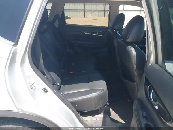 5N1AT2MV9JC730921 2018 NISSAN ROGUE - Image 8