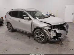 5N1AT2MV9JC743541 2018 NISSAN ROGUE