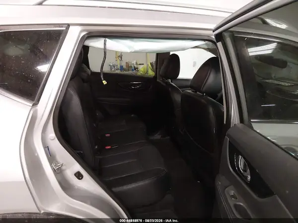 5N1AT2MV9JC743541 2018 NISSAN ROGUE - Image 8