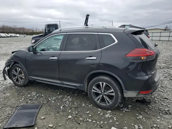 5N1AT2MV9JC744169 2018 NISSAN ROGUE - Image 2