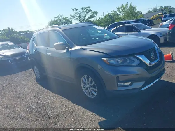 5N1AT2MV9JC753549 2018 NISSAN ROGUE - Image 1