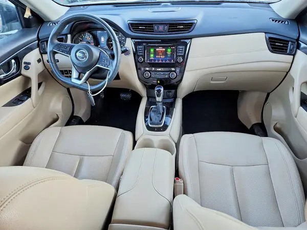 5N1AT2MV9JC757469 2018 NISSAN ROGUE - Image 8