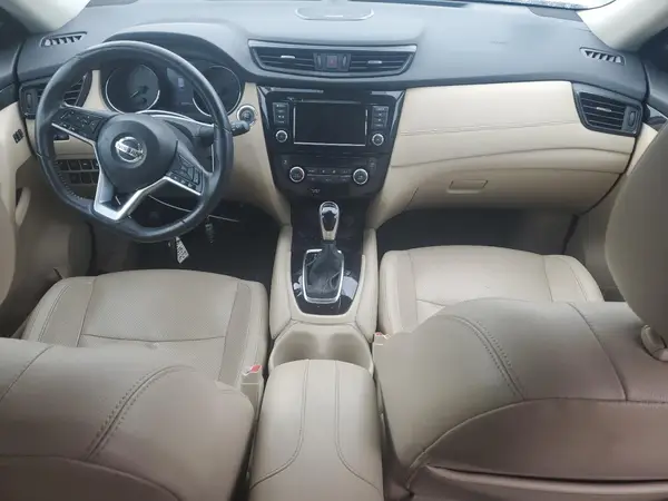 5N1AT2MV9JC758167 2018 NISSAN ROGUE - Image 8