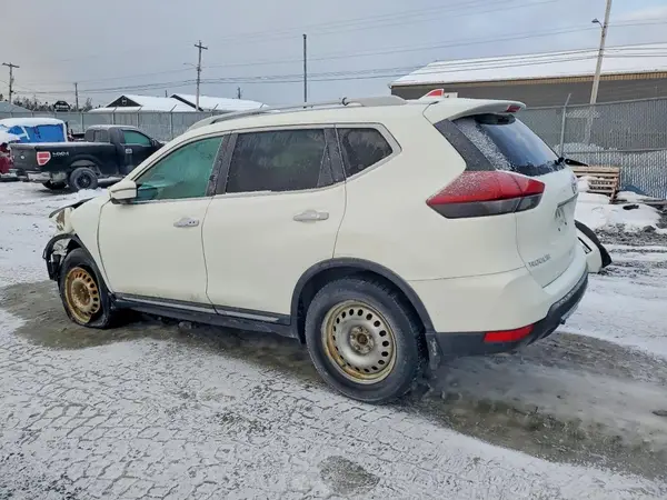 5N1AT2MV9JC767550 2018 NISSAN ROGUE - Image 2