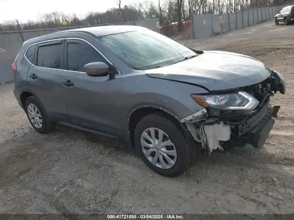 5N1AT2MV9JC770853 2018 NISSAN ROGUE - Image 1