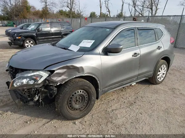 5N1AT2MV9JC770853 2018 NISSAN ROGUE - Image 2