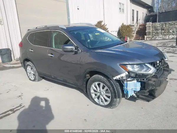 5N1AT2MV9JC771761 2018 NISSAN ROGUE - Image 1