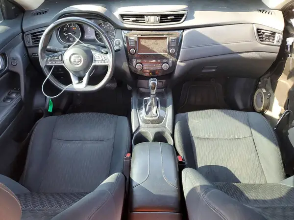 5N1AT2MV9JC772067 2018 NISSAN ROGUE - Image 8