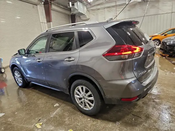 5N1AT2MV9JC775650 2018 NISSAN ROGUE - Image 2