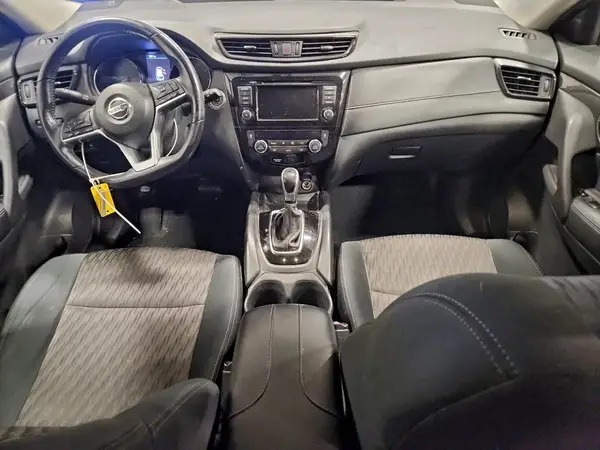 5N1AT2MV9JC775650 2018 NISSAN ROGUE - Image 8
