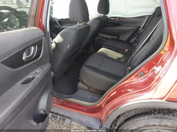 5N1AT2MV9JC777480 2018 NISSAN ROGUE - Image 8