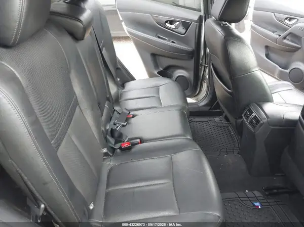 5N1AT2MV9JC787619 2018 NISSAN ROGUE - Image 8