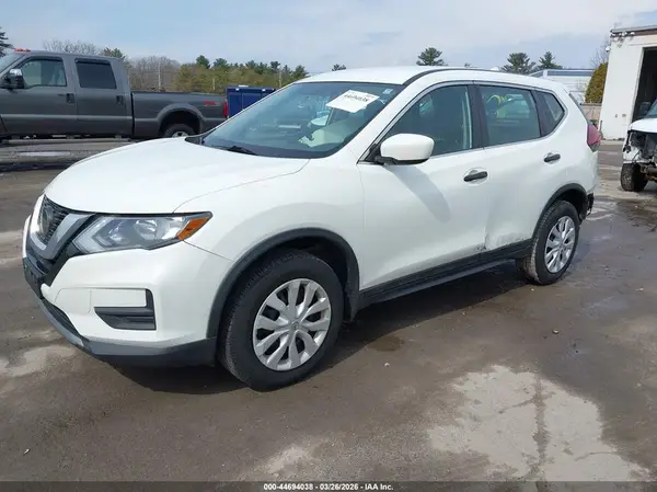 5N1AT2MV9JC789693 2018 NISSAN ROGUE - Image 2