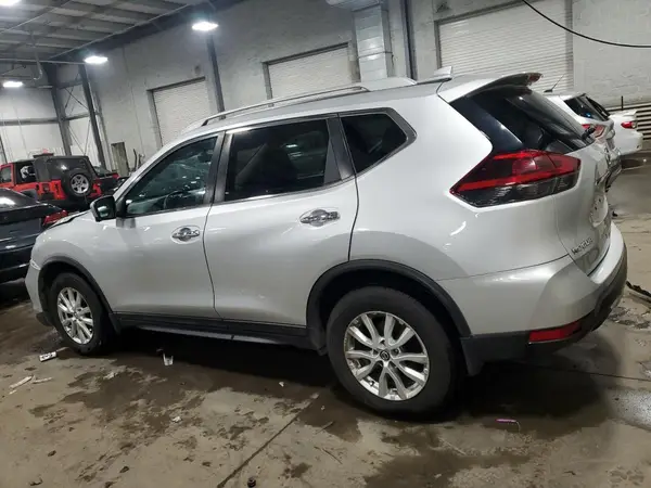 5N1AT2MV9JC790701 2018 NISSAN ROGUE - Image 2