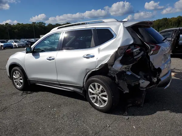 5N1AT2MV9JC792898 2018 NISSAN ROGUE - Image 2