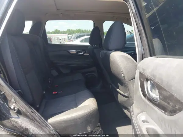 5N1AT2MV9JC800353 2018 NISSAN ROGUE - Image 8