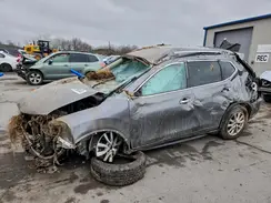5N1AT2MV9JC806332 2018 NISSAN ROGUE