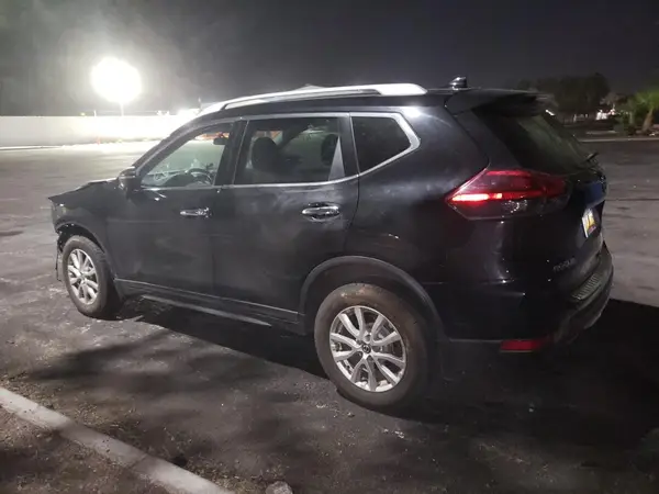 5N1AT2MV9JC812017 2018 NISSAN ROGUE - Image 2