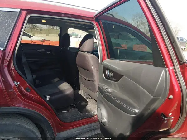 5N1AT2MV9JC819453 2018 NISSAN ROGUE - Image 8
