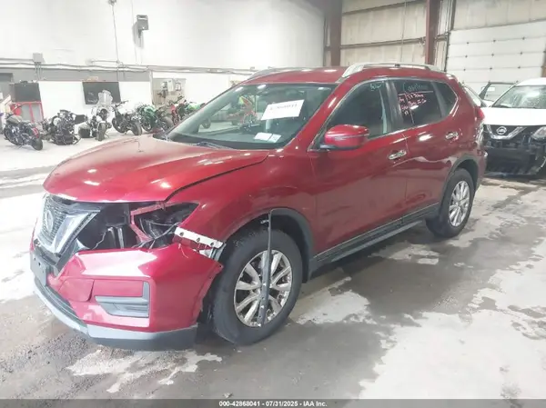 5N1AT2MV9JC822434 2018 NISSAN ROGUE - Image 2