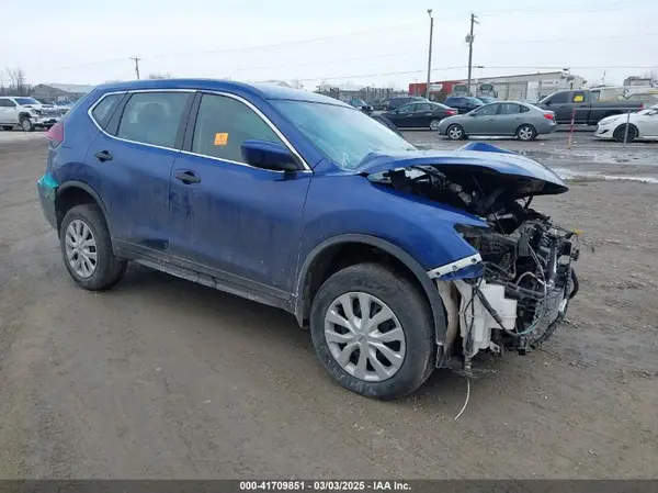 5N1AT2MV9JC822742 2018 NISSAN ROGUE - Image 1