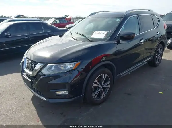 5N1AT2MV9JC835250 2018 NISSAN ROGUE - Image 2