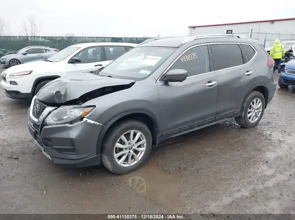 5N1AT2MV9JC838455 2018 NISSAN ROGUE - Image 2