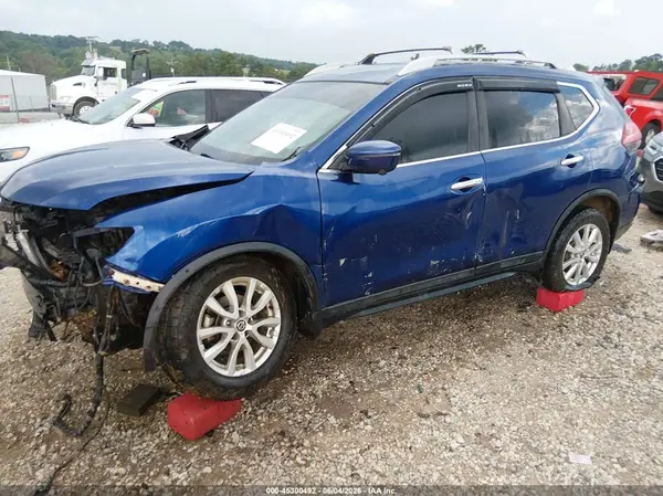 5N1AT2MV9JC841937 2018 NISSAN ROGUE - Image 2