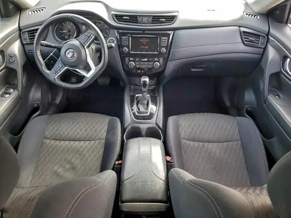5N1AT2MV9JC845373 2018 NISSAN ROGUE - Image 8