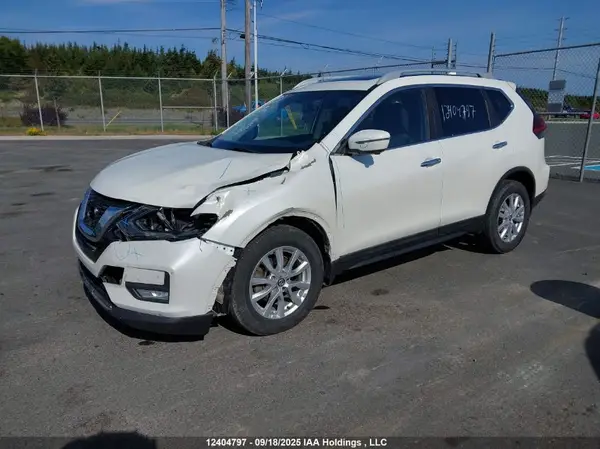 5N1AT2MV9JC849746 2018 NISSAN ROGUE - Image 2