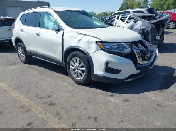 5N1AT2MV9JC851089 2018 NISSAN ROGUE - Image 1