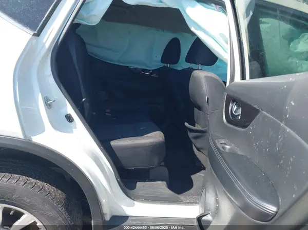 5N1AT2MV9JC851089 2018 NISSAN ROGUE - Image 8