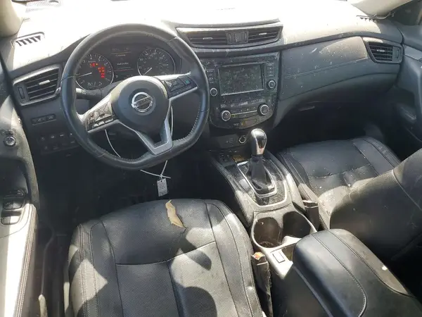 5N1AT2MV9KC704059 2019 NISSAN ROGUE - Image 8