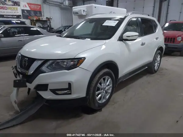5N1AT2MV9KC709391 2019 NISSAN ROGUE - Image 2