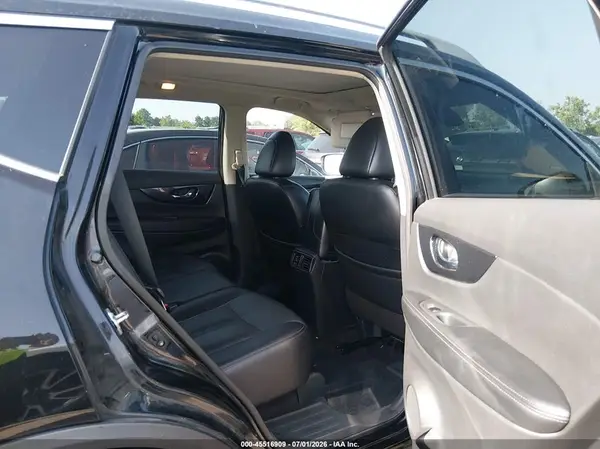 5N1AT2MV9KC723548 2019 NISSAN ROGUE - Image 8