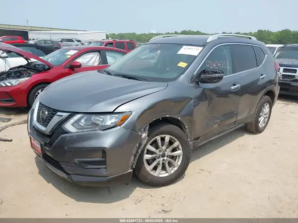5N1AT2MV9KC735540 2019 NISSAN ROGUE - Image 2