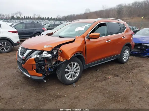 5N1AT2MV9KC738115 2019 NISSAN ROGUE - Image 2