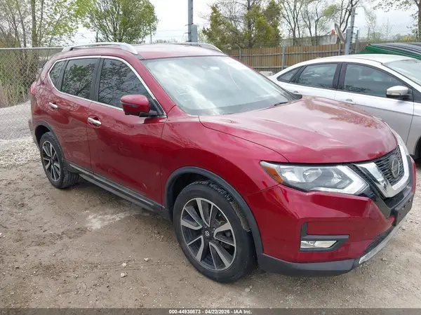5N1AT2MV9KC746182 2019 NISSAN ROGUE - Image 1