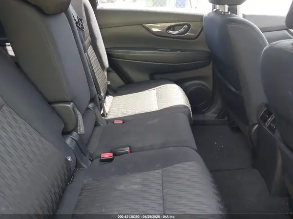5N1AT2MV9KC770000 2019 NISSAN ROGUE - Image 8