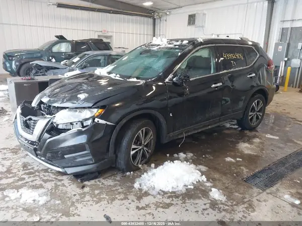 5N1AT2MV9KC773267 2019 NISSAN ROGUE - Image 2