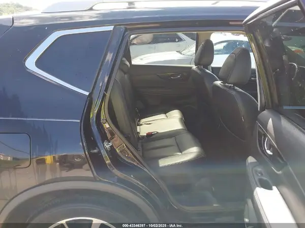 5N1AT2MV9KC799528 2019 NISSAN ROGUE - Image 8