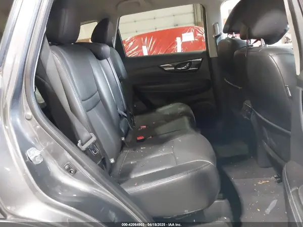 5N1AT2MV9KC806249 2019 NISSAN ROGUE - Image 8