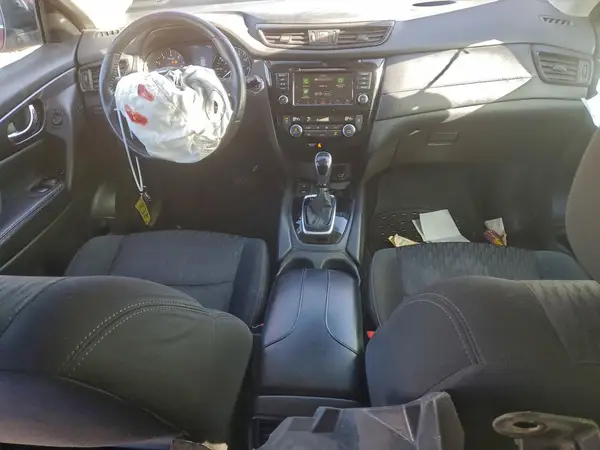 5N1AT2MV9KC815615 2019 NISSAN ROGUE - Image 8