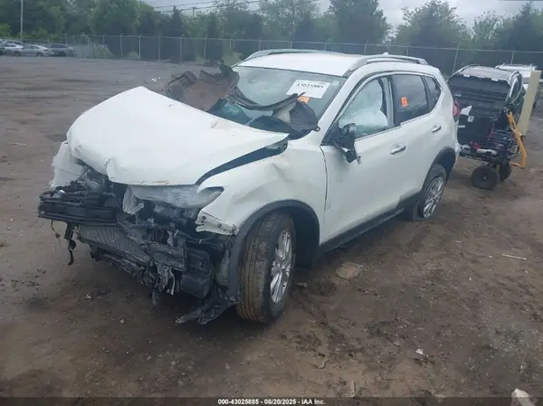 5N1AT2MV9KC816957 2019 NISSAN ROGUE - Image 2